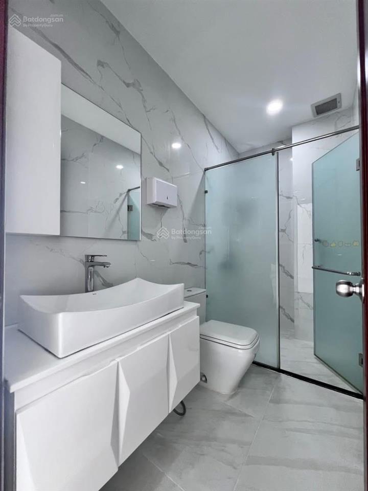 Share lại văn phòng tầng 3, sari town, sala, 85m2, chỉ 25tr/tháng (đã gồm pql và nước), xuất đc vat