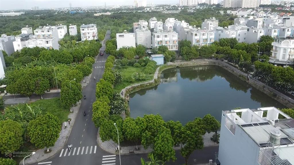 Chỉ cần bán gấp nền đất đường 30m giá 10 tỷ