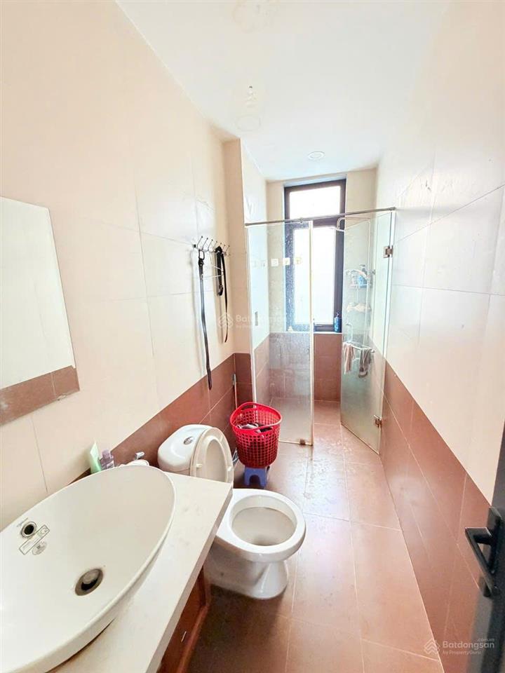 Bán nhà 4.7m x 11m hẽm 8m,5 tầng,4pn, p thờ, sân thượng , chỉ 5 tỷ350. gần cầu an lộc ,shr 50,6m2