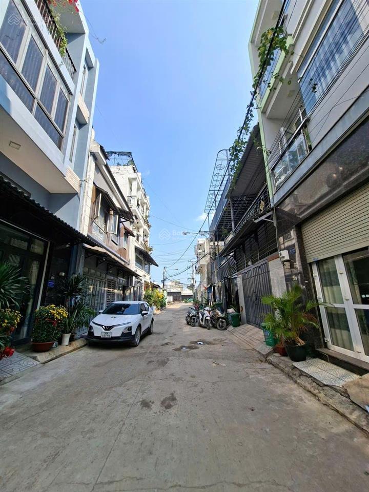 Bán nhà 4.7m x 11m hẽm 8m,5 tầng,4pn, p thờ, sân thượng , chỉ 5 tỷ350. gần cầu an lộc ,shr 50,6m2