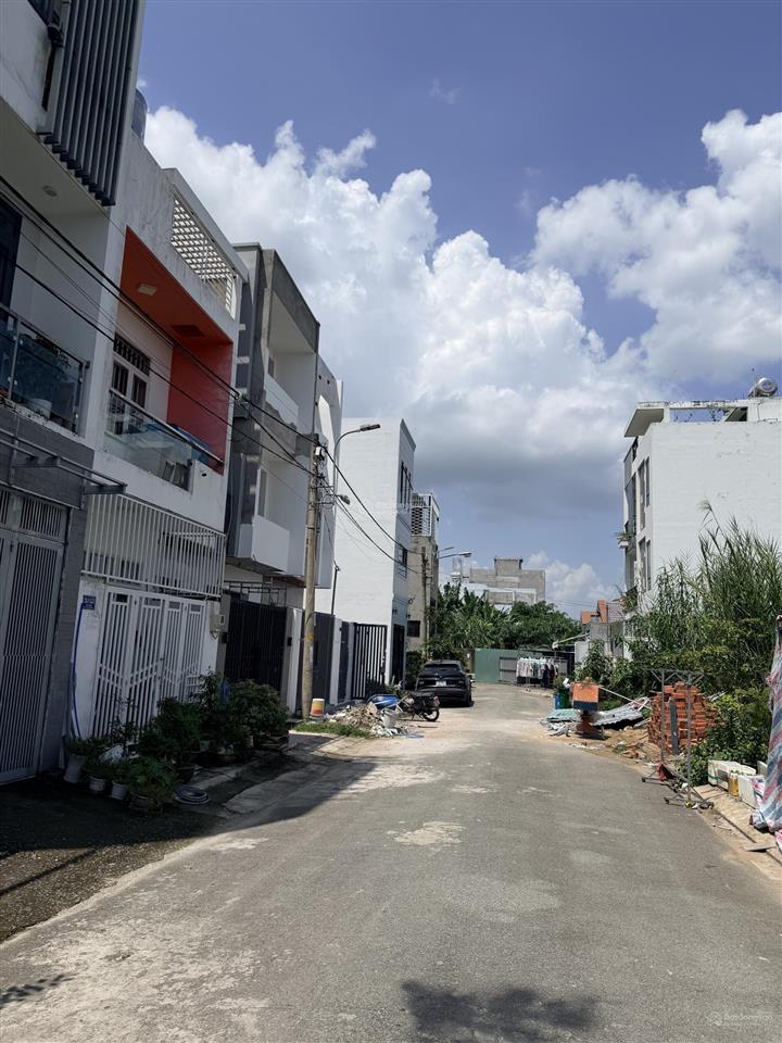 Cần bán nhà riêng tại phường long phước, thành phố hồ chí minh.