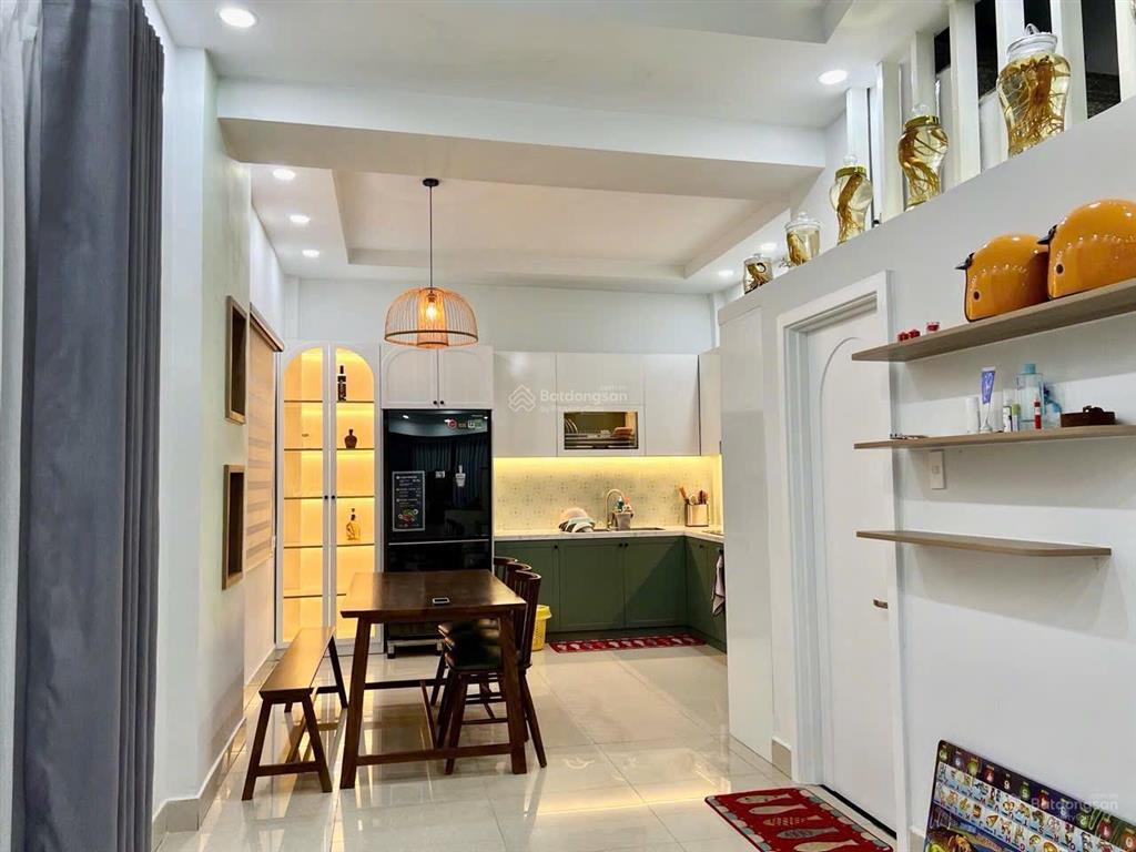 Nhà đường xe tải tân sơn nhì 4x12m 1 lầu 5.49tỷ