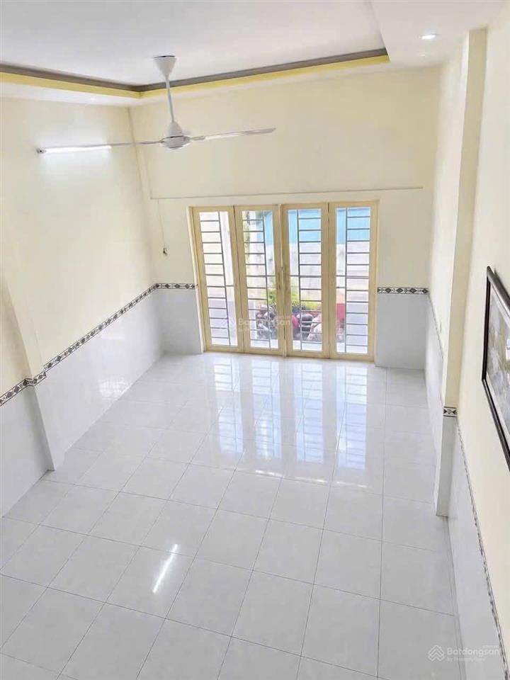 Nhà đường thông xe hơi khu miếu gò xoài 4x8m 1 lầu
