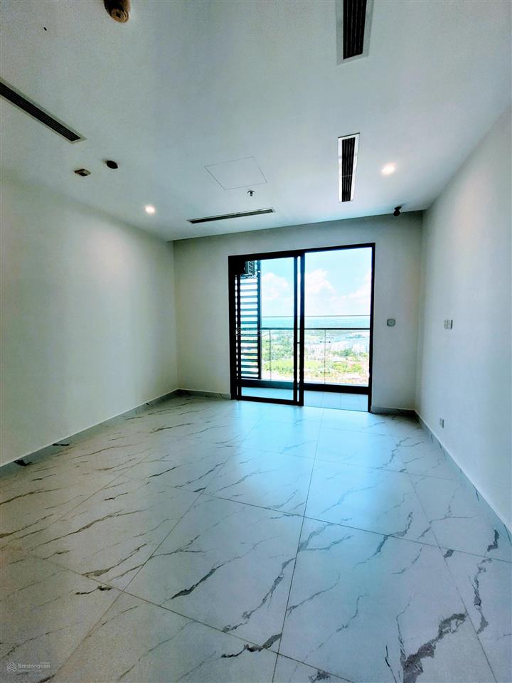 Studio opus one os2xx. 15, studio hoa hậu view hồ & cv, 34m2. giá chỉ 2,723 tỷ. vinhomes grand park