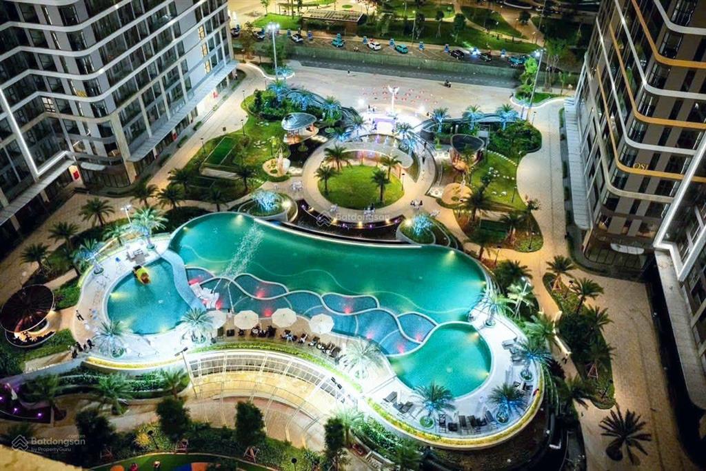 Studio opus one os2xx. 15, studio hoa hậu view hồ & cv, 34m2. giá chỉ 2,723 tỷ. vinhomes grand park
