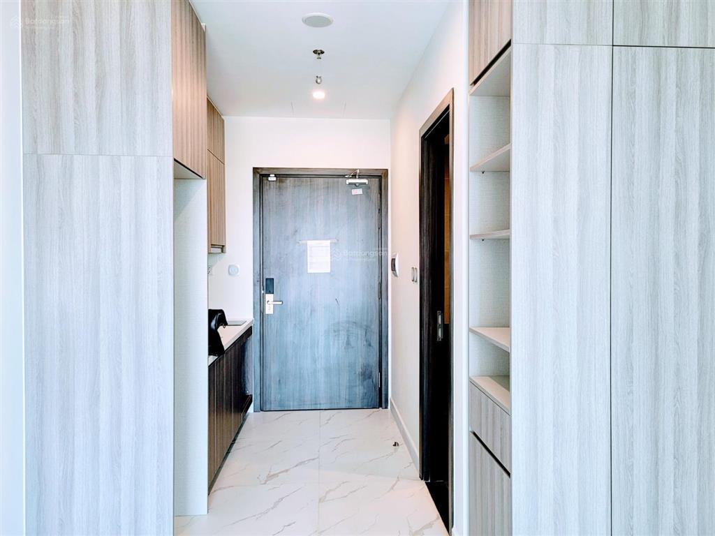 Studio opus one os2xx. 15, studio hoa hậu view hồ & cv, 34m2. giá chỉ 2,723 tỷ. vinhomes grand park