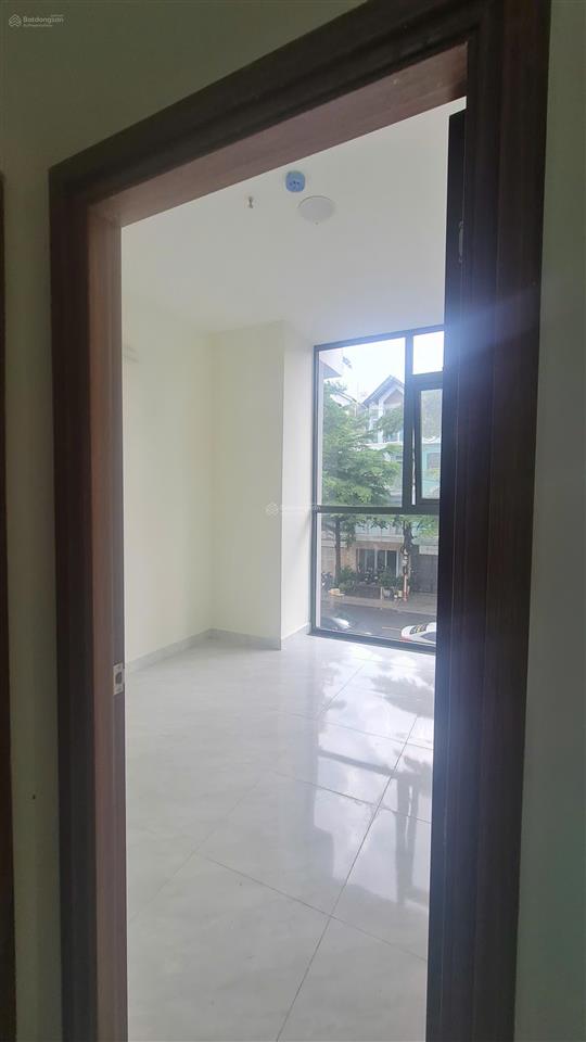 Nhận nhà ở ngay, nhà mới 100% sổ hồng cầm tay 3pn ngân hàng hỗ trợ 70%