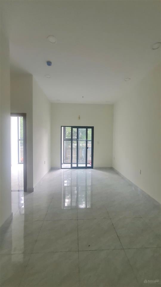 Nhận nhà ở ngay, nhà mới 100% sổ hồng cầm tay 3pn ngân hàng hỗ trợ 70%