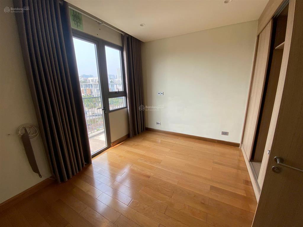Chính chủ cho thuê gấp the manor central park nguyễn xiển 75m2, 5 tầng, mt 6m giá hời 28tr/th