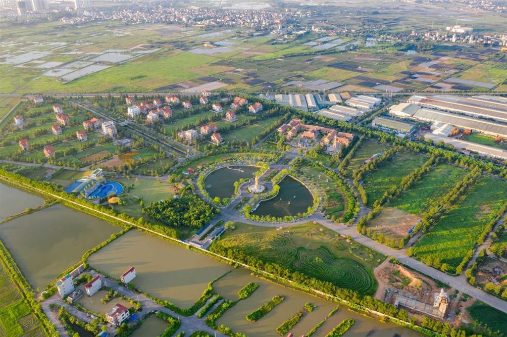 Mua là thắng! bán căn biệt thự 200m² đã xây thô, giá 16 tỷ, hướng tây. the phoenix đan phượng