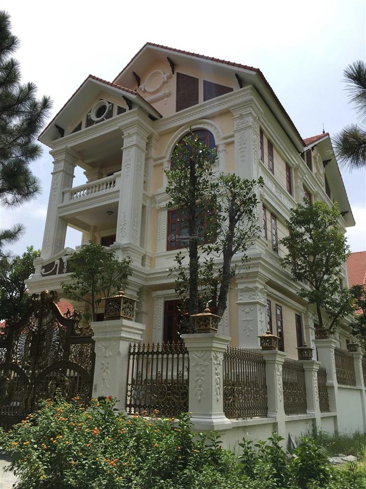 Chủ nhà gửi bán nhanh căn 200m2, mặt tiền 10m, hướng tây tứ trạch, đường lớn (miễn tg)