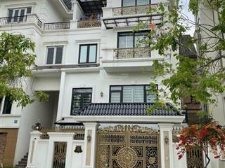 Chính chủ cần bán gấp biệt thự 225m2, giá 25,5 tỷ, đường lớn, sổ đỏ cất két. dự án lideco hoài đức