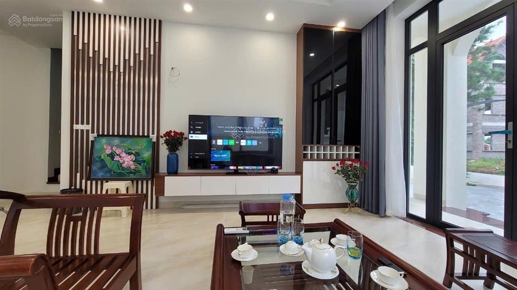 Chính chủ cần cho thuê biệt thự 200m2, full đồ, chỉ việc xách vali vào ở. dự án the phoenix garden