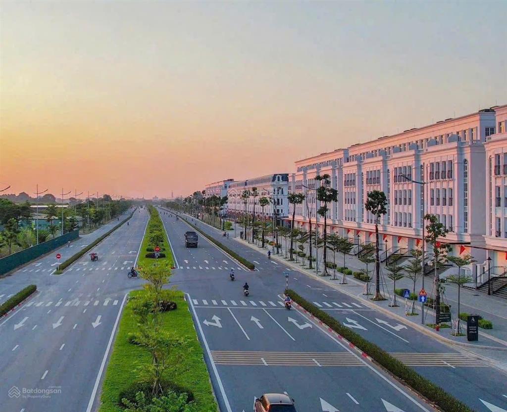 Liền kề 102m2, mặt tiền 6m, xây 7,5 tầng. mặt đường tây thăng long cách kđt starlake chỉ 3km