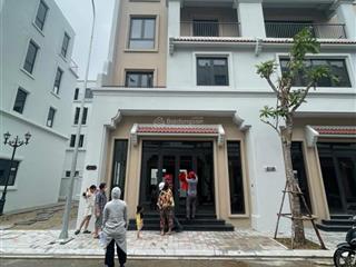 Ngộp bank! cần bán nhanh căn xẻ khe 96m2, hướng mát, xây 4 tầng. giá 16.5 tỷ. vinhomes wonder city