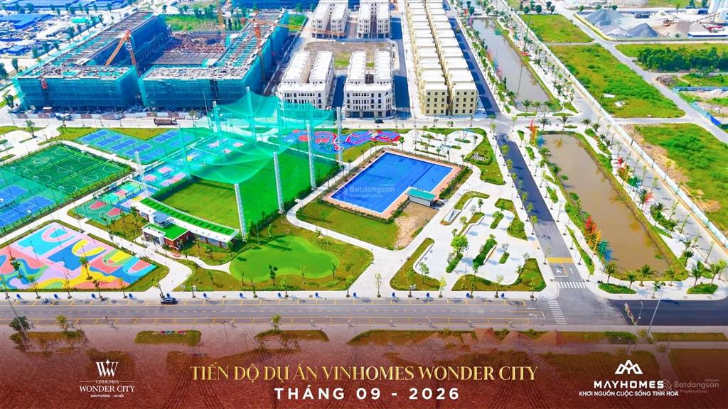 Ngộp bank. chính chủ cần bán lại căn shophouse 104m2. đường 13m. giá 16 tỷ. vinhomes đan phượng