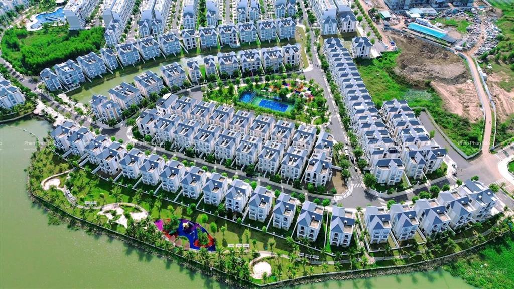Siêu phẩm vipp song lập m642  300m2 | vinhomes grand park