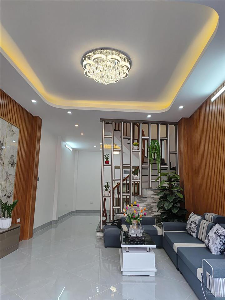 Cần bán nhà 4 tầng nội thất sang đông mỹ  thanh trì  đt 0978 733 ***