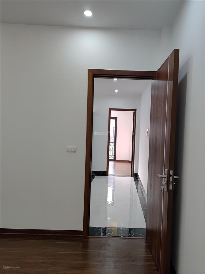 Cần bán nhà 4 tầng nội thất sang đông mỹ  thanh trì  đt 0978 733 ***