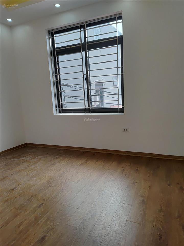 Bán nhà 5 tầng tứ hiệp  thanh trì  giá 7 tỷ  đt 0978 733 ***