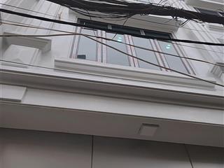 Cần bán nhà 7 tầng thang máy trung tâm thanh trì  giá chào  nhỉnh 8 tỷ