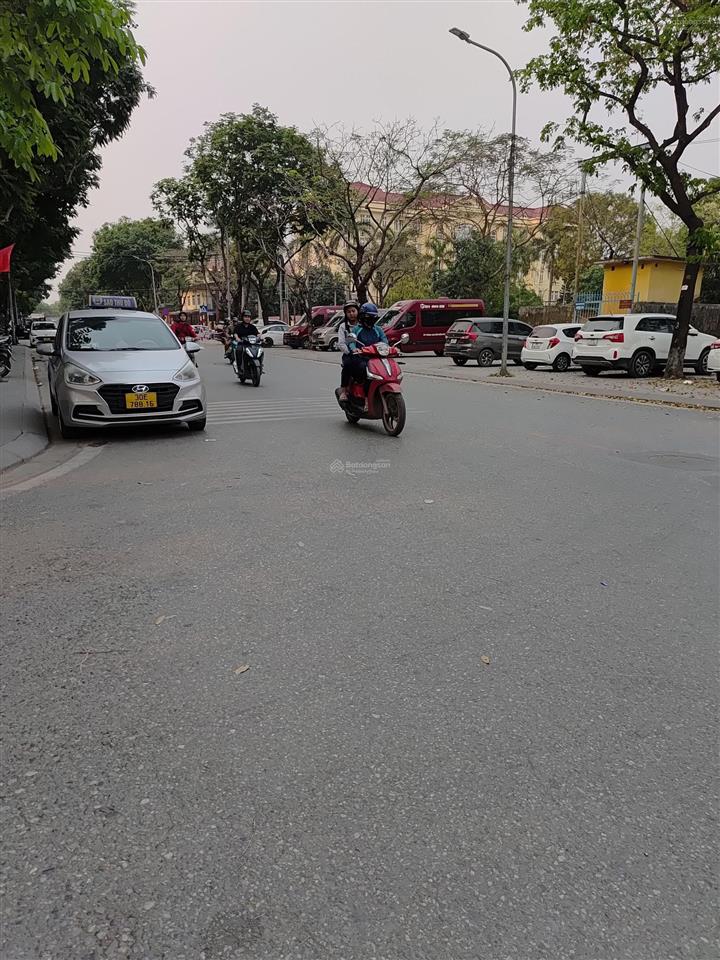 Cho thuê nhà tầng 1  mặt phố bùi huy bích  hoàng mai  đt 0978 733 ***