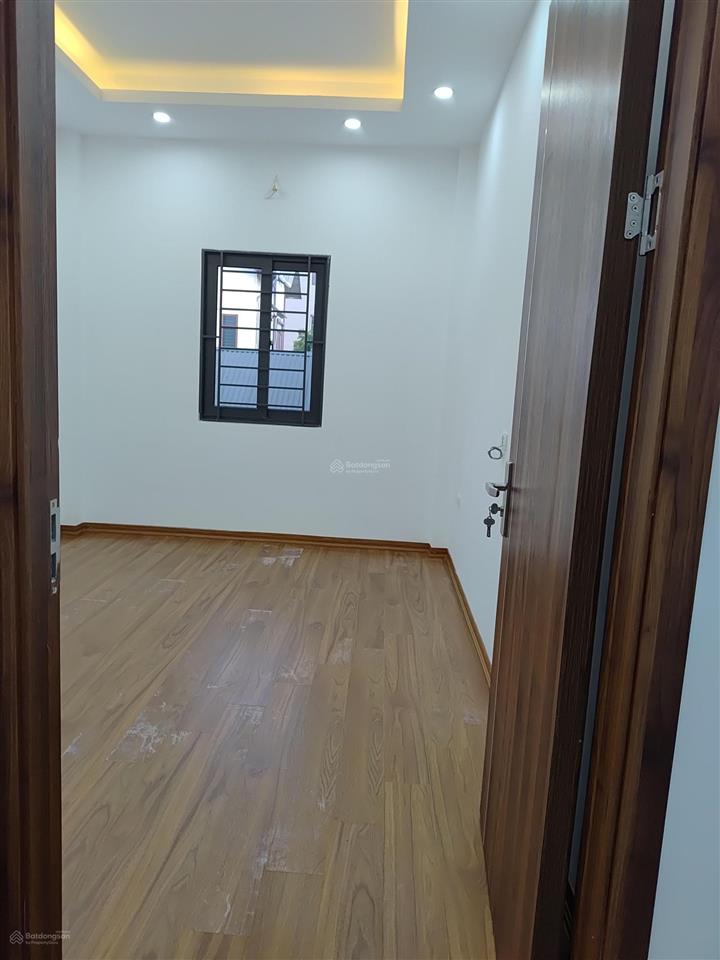Nhà đẹp 4 tầng đường thông ô tô chạy thọ am  nam phù  hà nội  giá nhỉnh 6 tỷ