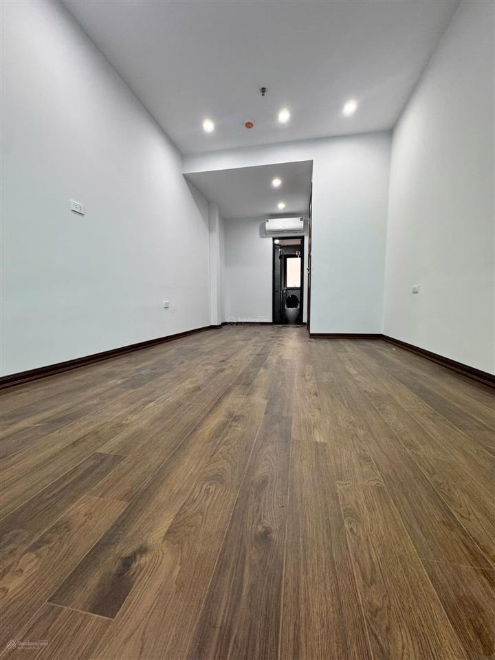 Nhà 6 tầng thang máy mặt đường ngọc hồi  thanh trì  hà nội  giá 29 tỷ