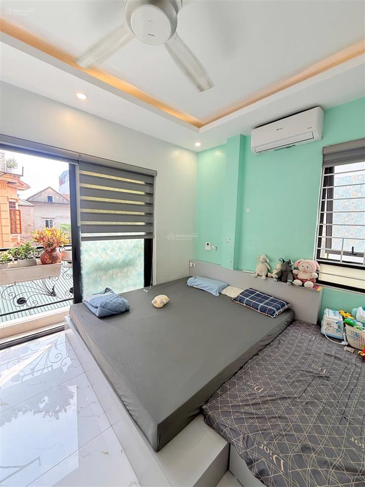 Nhà 4.5 tầng ô tô đỗ cửa tứ hiệp  thanh trì  hà nội  giá chào 7,8 tỷ