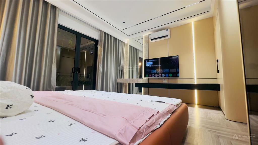 Bán nhà 6 tầng tứ hiệp  thanh trì kinh doanh đa ngành  giá 11,2 tỷ