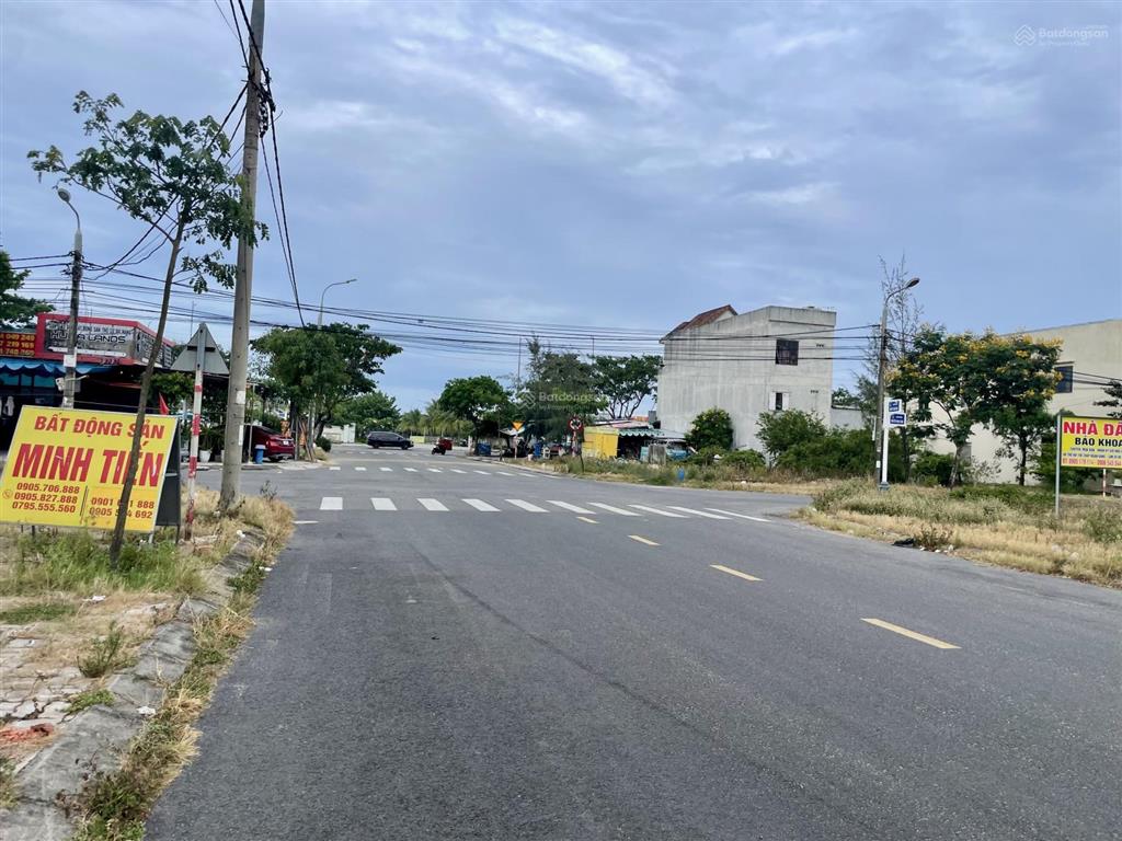 Bán đất mặt tiền nguyễn thần hiến  chỉ cách biển 400m, giá tốt