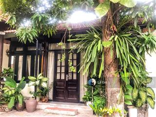 Bán biệt thự diện tích lớn kèm 2 căn bungalow và dãy trọ ba tầng dòng tiền tốt