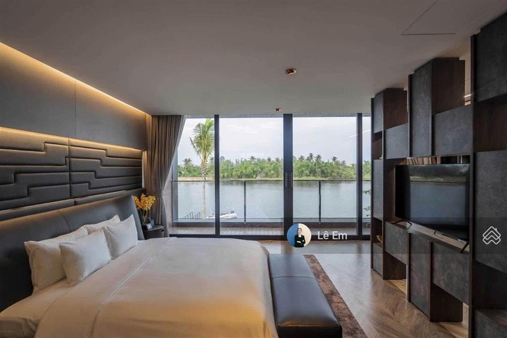 Biệt thự ba mặt tiền view sông trực diện  quận ngũ hành sơn  đà nẵng