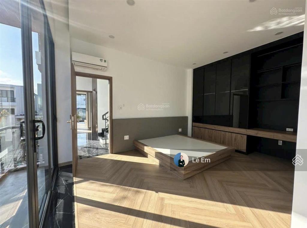 Bán nhà mặt tiền trung tâm hải châu  đà nẵng