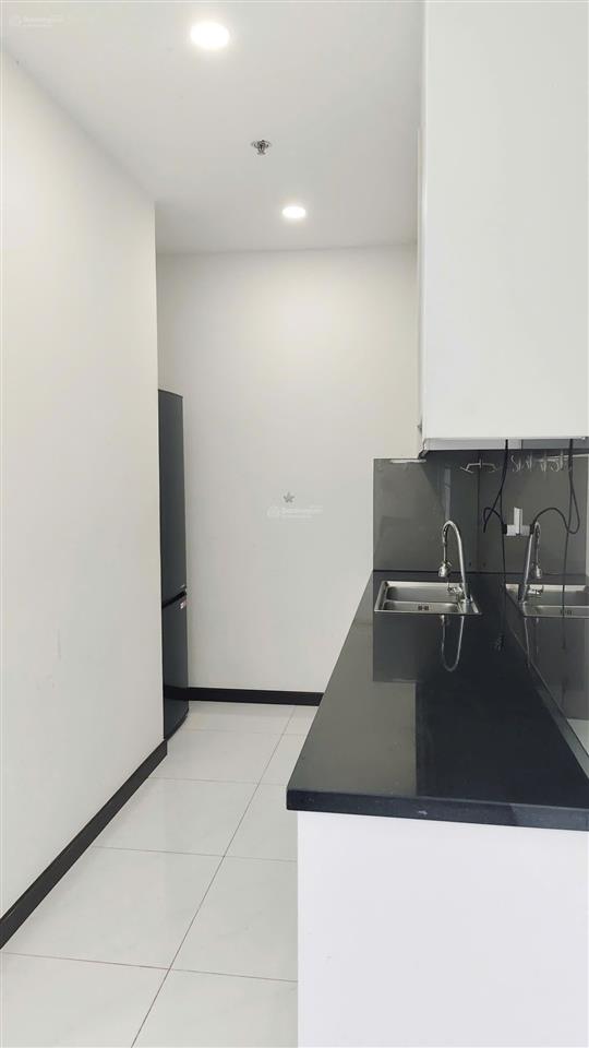 Chính chủ bán gấp căn 1pn cskyview giá chỉ 1 tỷ 961