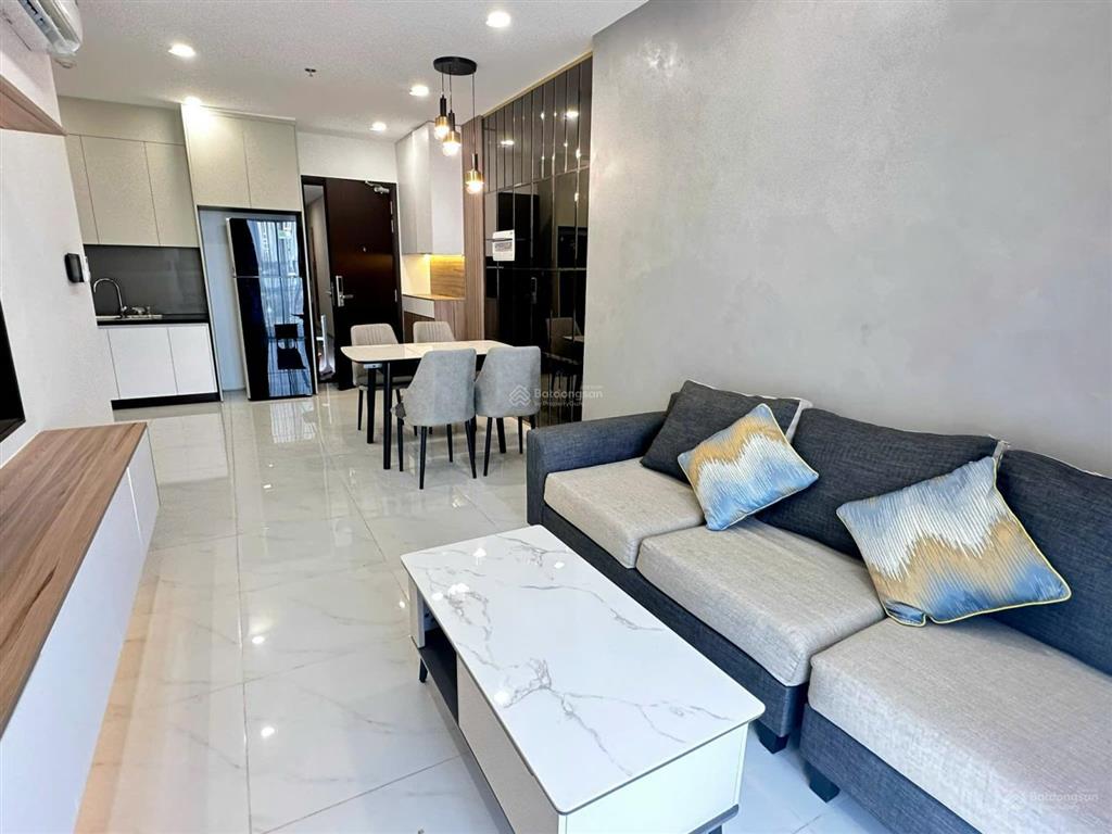 Cho thuê căn hộ full nội thất tại dự án c sky view 80 m2 2pn2wc