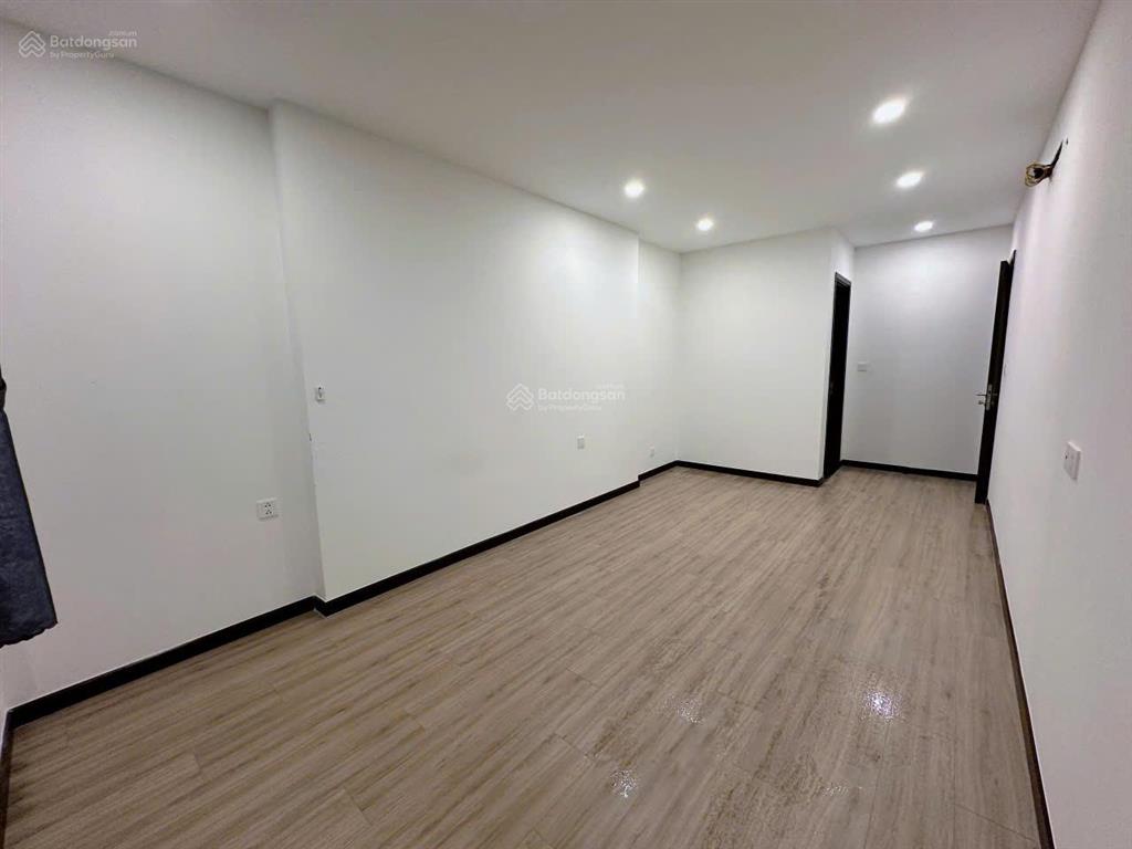 Giá hời c sky view  2pn 2wc 80m²  shr sẵn, chỉ 2,3 tỷ!