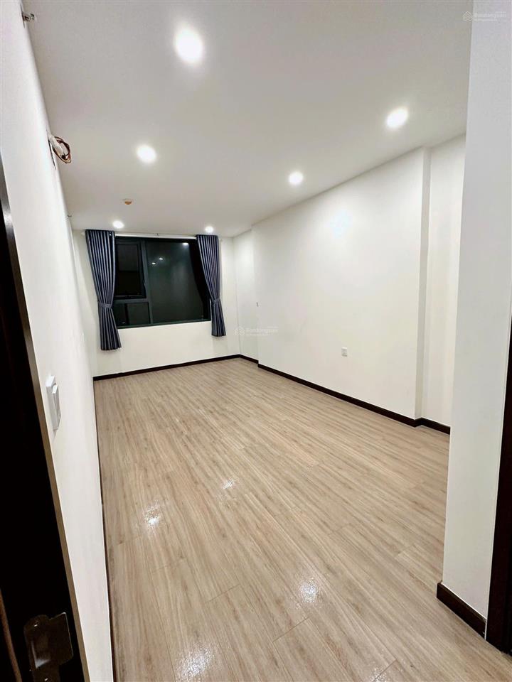Bán lỗ căn 2pn 2wc cskyview 74 m2 giá 2.050 bán gấp trong tuần, giá hời dự án