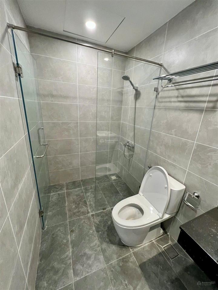 Hiếm! cskyview 80m 2pn 2wc full nội thất đẹp 2,4 tỷ