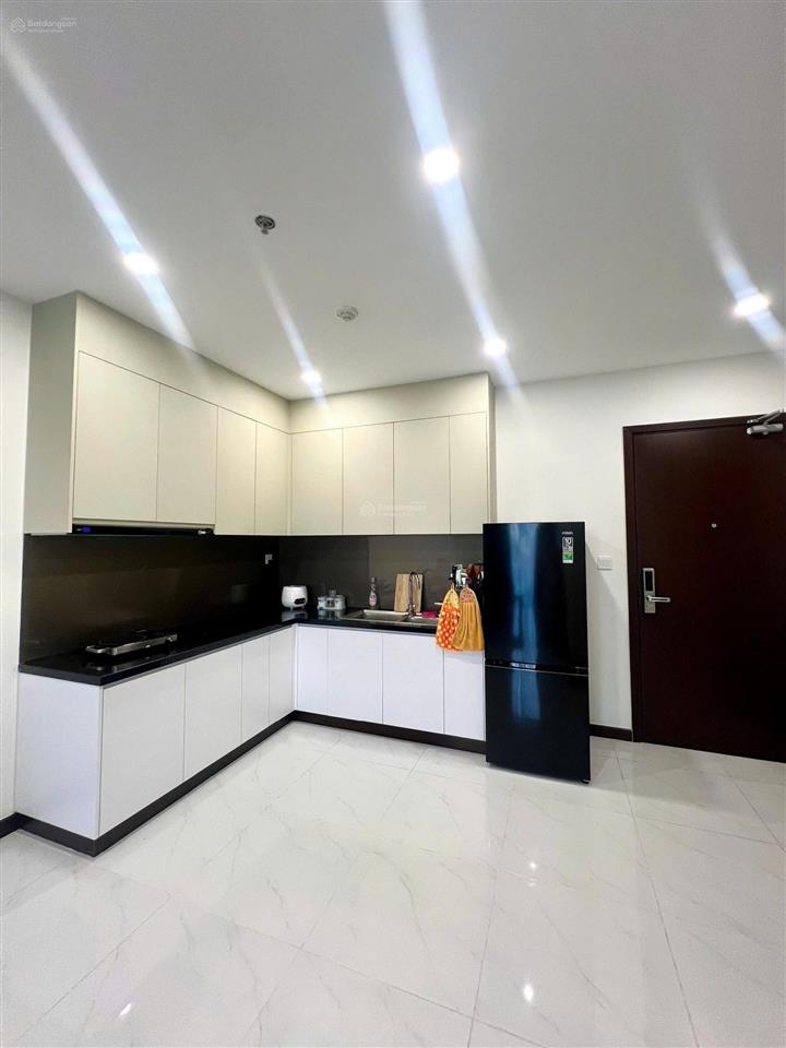 Hiếm! cskyview 80m 2pn 2wc full nội thất đẹp 2,4 tỷ