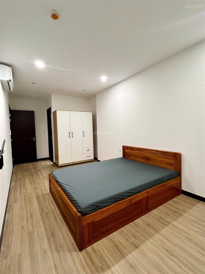 Hiếm! cskyview 80m 2pn 2wc full nội thất đẹp 2,4 tỷ