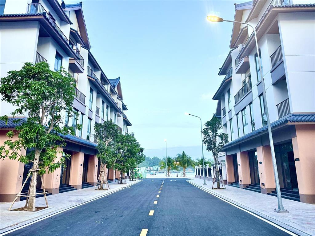 Bán nhà khu đô thị vinhomes pearl bay nha trang, bàn giao thô, hoàn thiện mặt ngoài