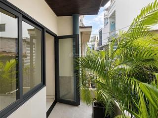 Bán nhà 2 tầng, full nội thất mới, ngay trung tâm thành phố nha trang, gần biển và tháp trầm hương.