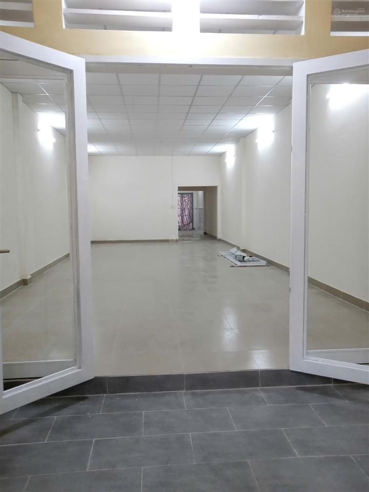 Cho thuê mặt bằng 8x10m mt đường út tịch tân bình 16tr/th