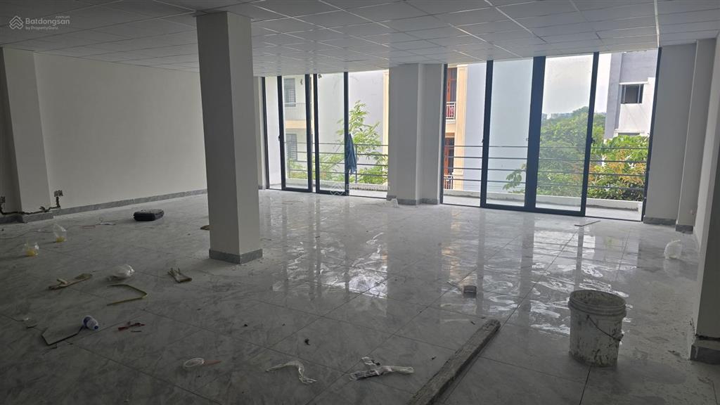 Nhà cho thuê 1/ trường chinh .p.tây thạnh( ngay kcn tân bình .dt 10x18m 3 lầu mới 100% giá 38tr