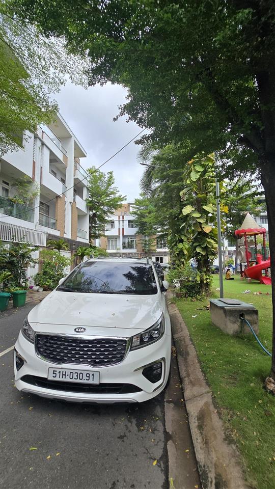 Cho thuê nhà khu vip 295 tân kỳ tân quý, dt 5x20m đúc 3 lầu full nội thất giá 25tr