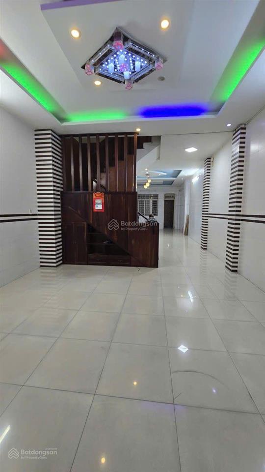 Nhà cho thuê ngay kcn tân bình, p. tây thạnh, dt nhà 5x21m đúc 4 lầu sân thượng, 9pn lớn, giá 26tr
