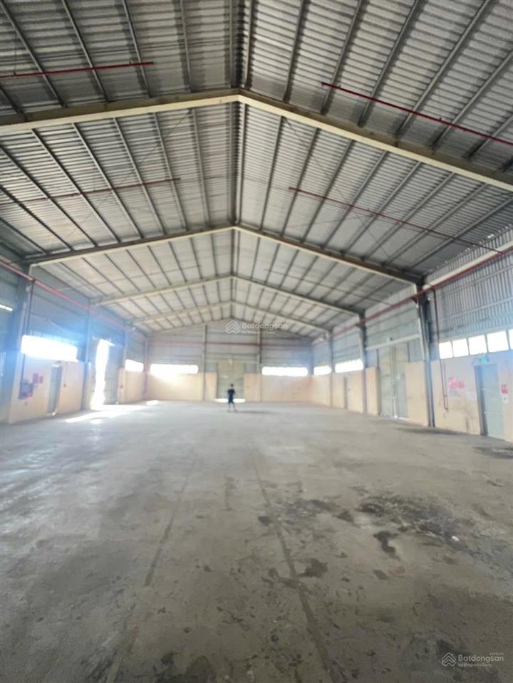 Cho thuê xưởng khuôn viên 3175m. mỹ hạnh. đức hoà. long an