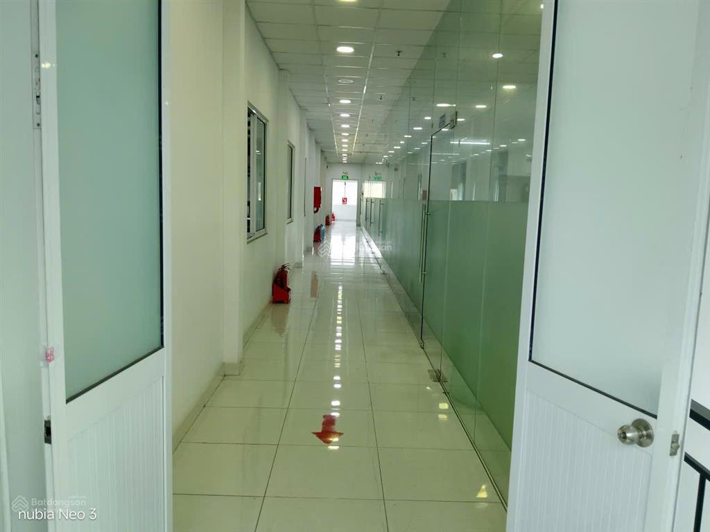 Cho thuê xưởng 4500m2. khu công nghiệp hoàng gia. mỹ hạnh. đức hoà. long an