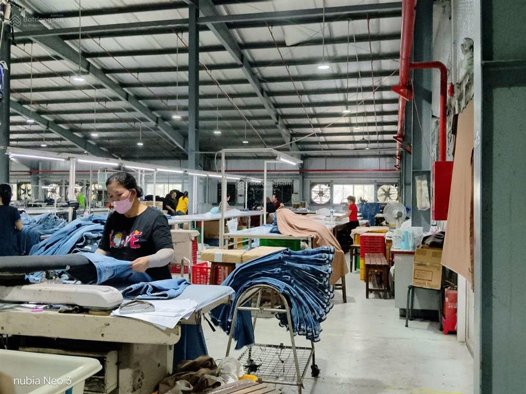 Cho thuê xưởng 4500m2. khu công nghiệp hoàng gia. mỹ hạnh. đức hoà. long an
